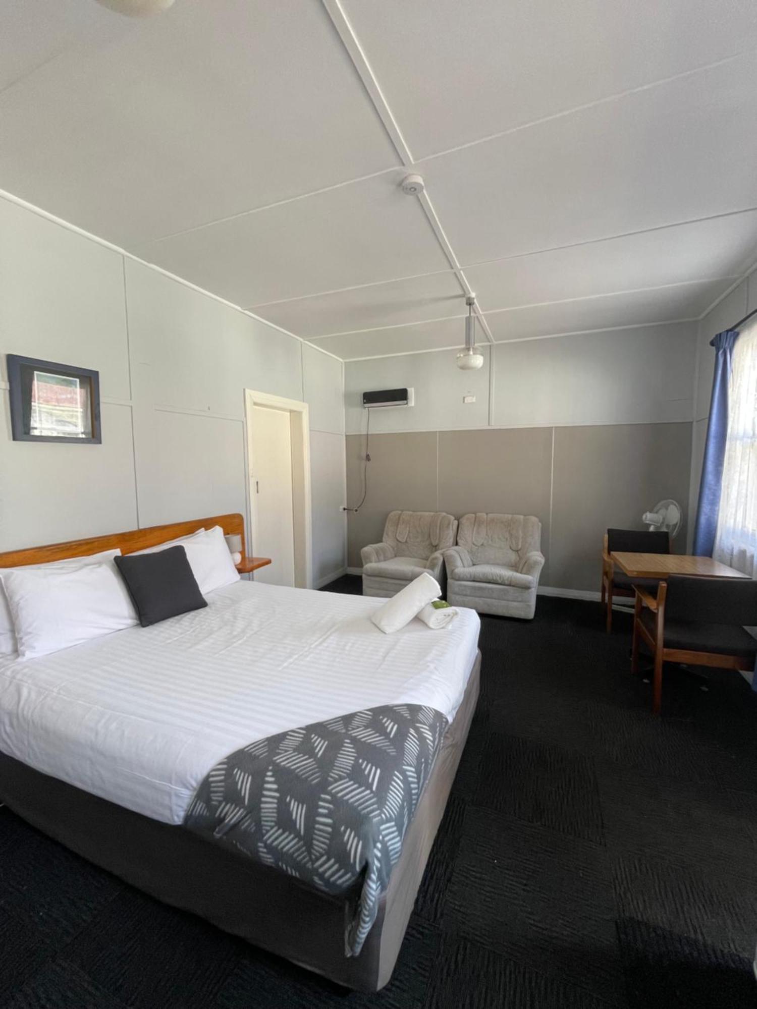 Mountain View Motel Queenstown Ngoại thất bức ảnh