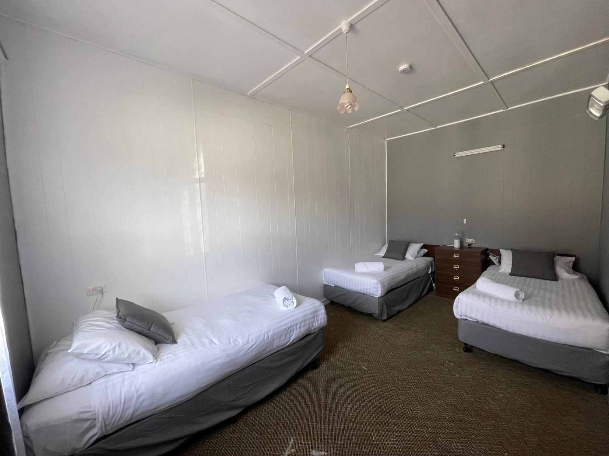 Mountain View Motel Queenstown Ngoại thất bức ảnh