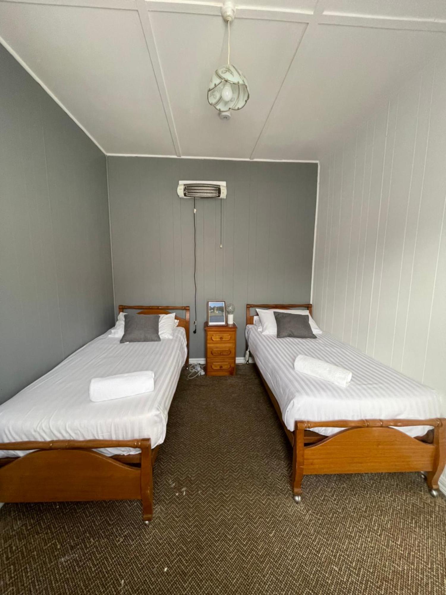 Mountain View Motel Queenstown Ngoại thất bức ảnh